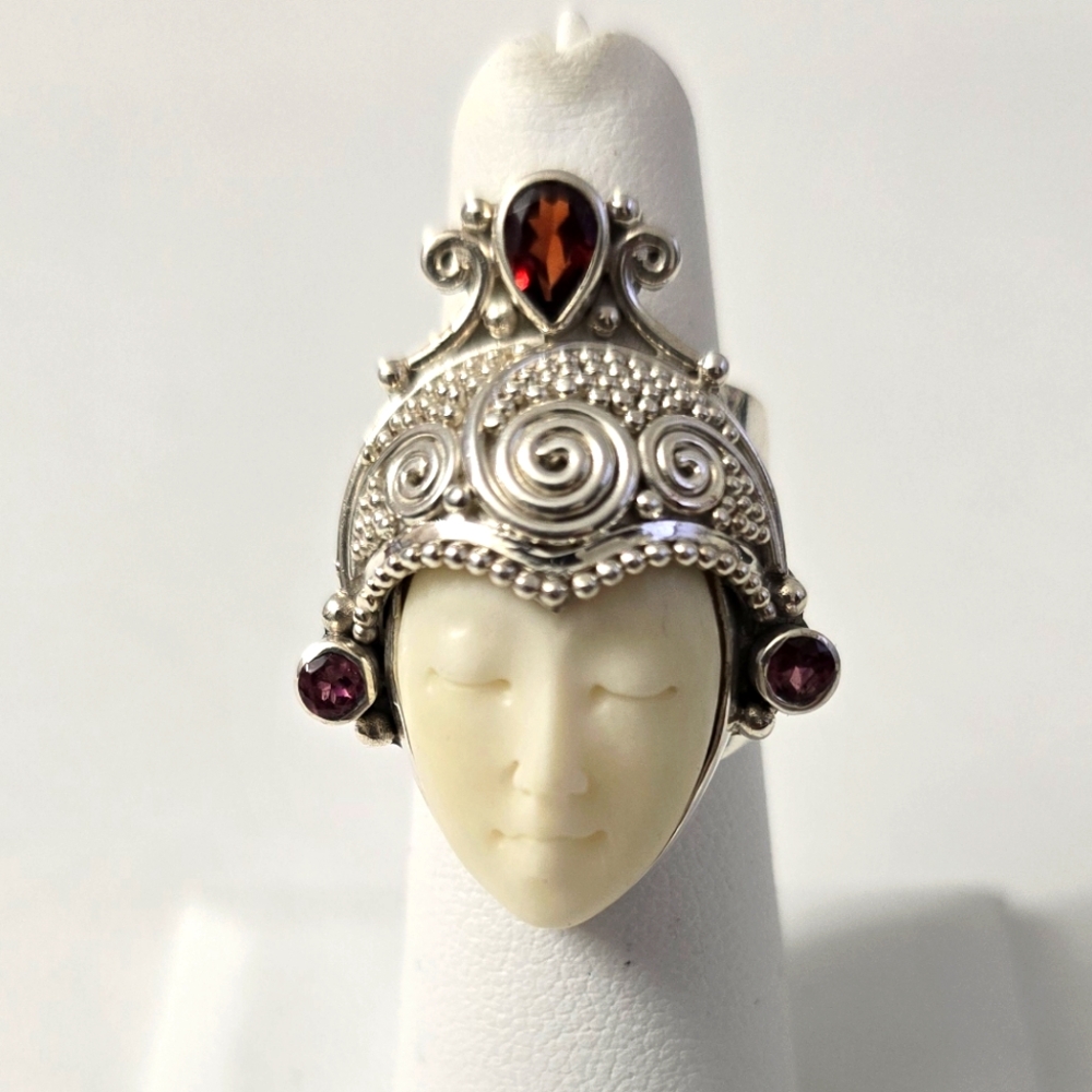 Sajen Sterling Silver 925 Silver Artisan Face Ring